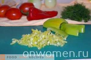 Aubergine mellanmål med grönsaker och ättika