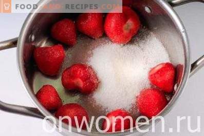 Kissel från frusna jordgubbar