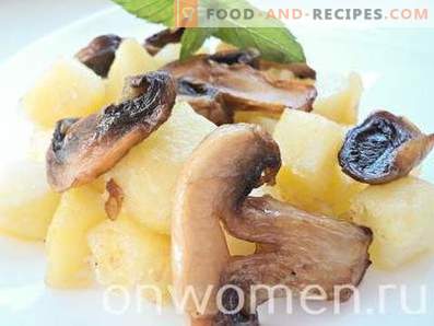 Potatis stekt med svamp i en panna