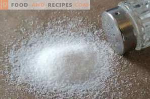 Hur mäter 100 gram salt