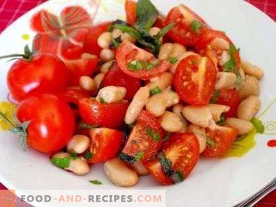 Sallader med tomater och bönor