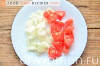 Svampsås med tomater och oliver