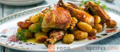 Kycklingben, bakad med potatis i ugnen, under en krispig skorpa, i en ärm, folie, med ost