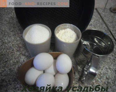 Svamptårta, klassiskt recept med foto, 6 ägg, 4 ägg, med gräddfil, i ugnen, multi-cooker